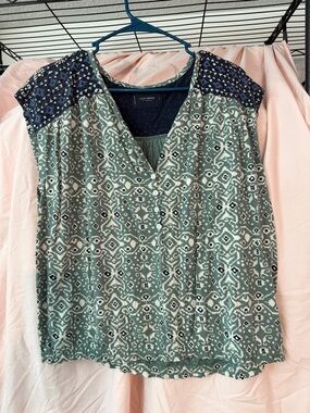 Lucky brand sleeveless blouse size large